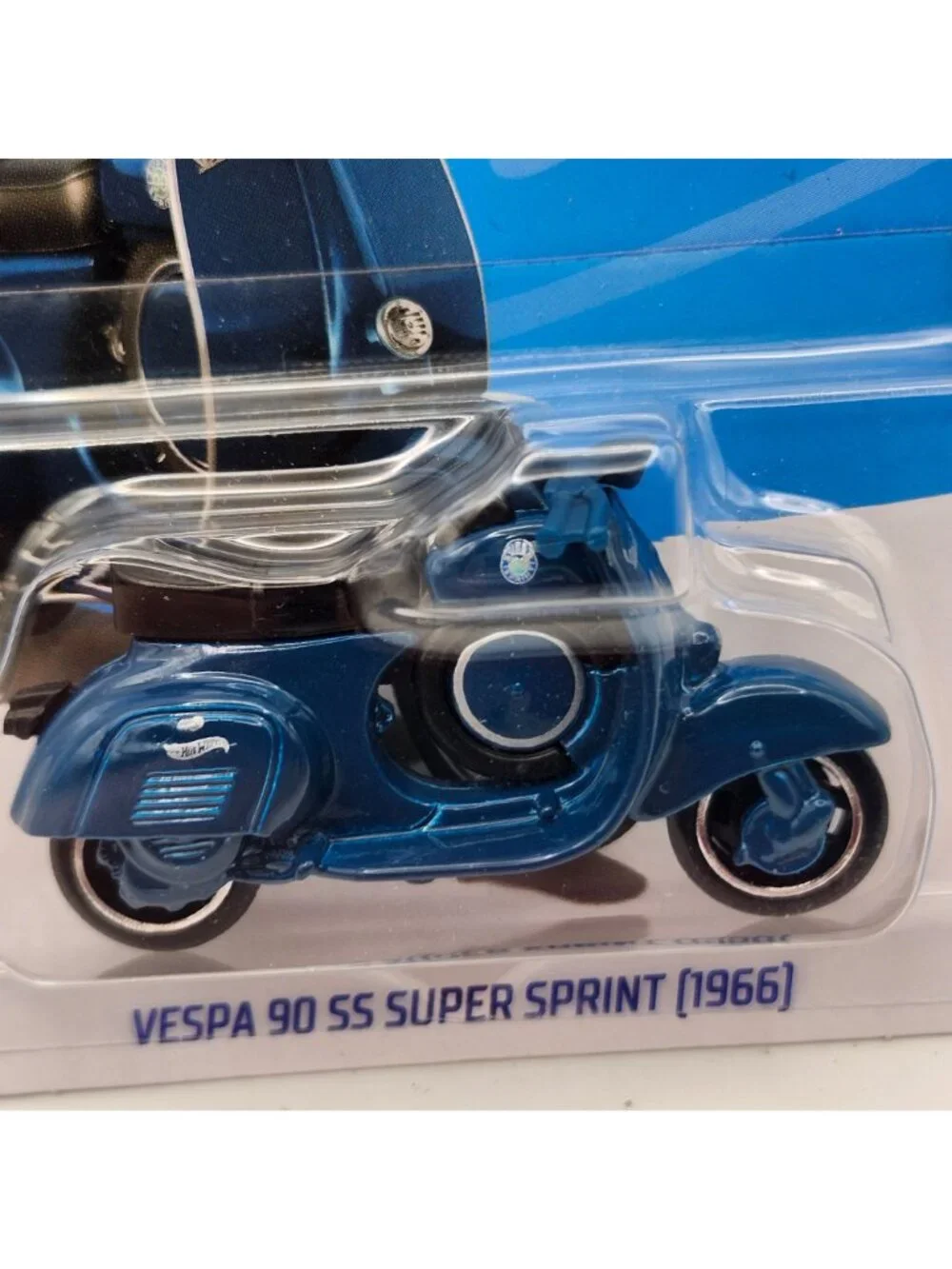 Hot Wheels Vespa 90 SS Super Sprint 1966 Blue Factory Fresh Short Card